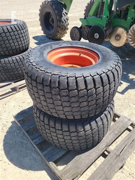 turf tire for skid steer